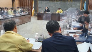 2.김준성 군수 주재로 2022 신규시책 발굴보고회를 개최했다.jpg