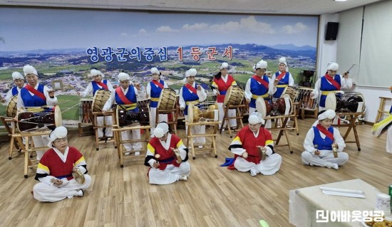 1.사진(군서면 하누리 두둘패 정기발표회 성료)1.jpg