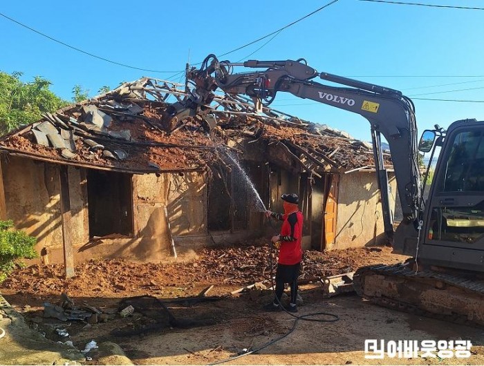 8.사진(2026년 빈집정비사업) 1.jpg