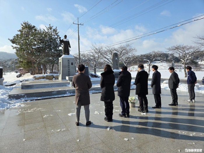 (260102) 1월2일 현충탑, 박관현 열사 참배1.jpg