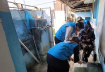 법성면, 거동불편 어르신에 맞춤형 휠체어 지원