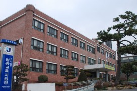 ‘흔들리며 피는 꽃, 함께 하는 우리’ 전라남도영광교육지원청, 2024. 행복교실 상시학교 운영