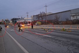 영광 신평교차로, 쏟아진 농작물… 주민과 경찰의 신속한 대응 빛났다