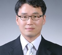 비상구는‘생명의 문’폐쇄는‘살인행위’이다.