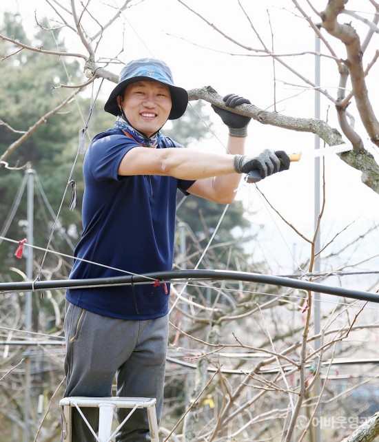 2.전남 귀농산어촌 정착 성공수기 공모전에서 영광군 임세훈씨가 우수상을 수상했다..jpg