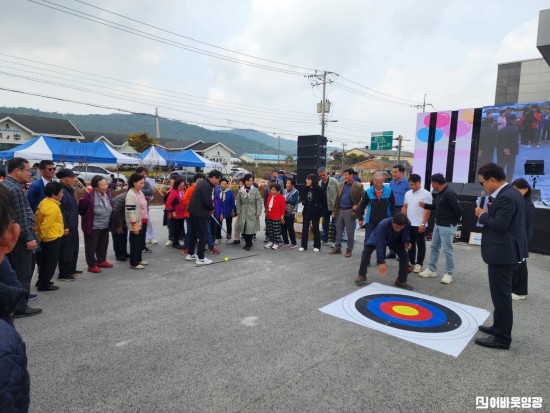 2.사진자료(제16회 묘량면민의 날 행사 성료) (1).jpg