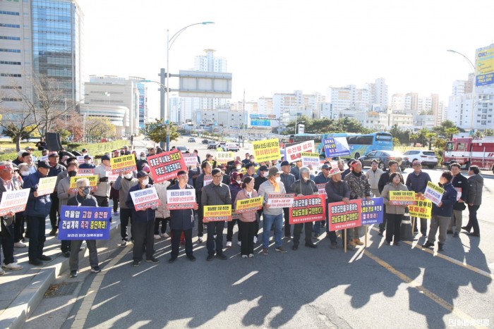 2024.11.21. 보도자료(신안해상풍력 집적화단지 계획 철회 및원전 재검토 요구) (1).jpg