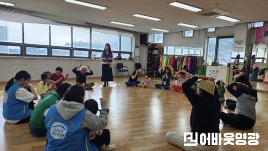 6.사진자료(보도의뢰(홍농읍, 전통놀이로 세대 공감의 장 열어)) (1).jpeg