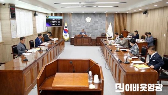 2025.05.27. 제17회 영광군의회 의원간담회-(3).JPG