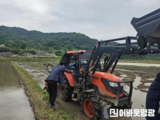 3.묘량면 농번기철 맞아 영농현장 방문 (2).jpg