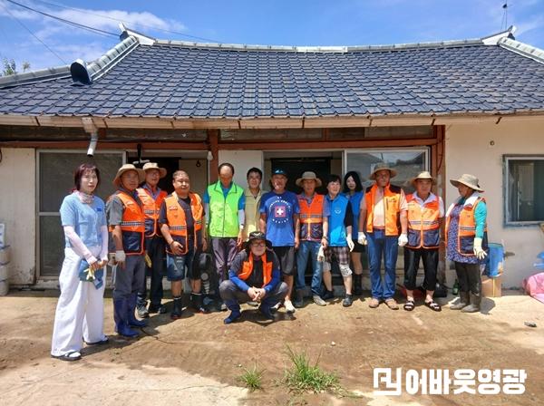 1.피해복구 사진 단체.jpg