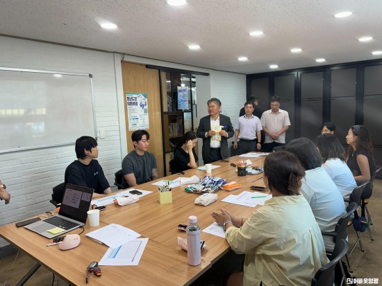 영광군수 장세일, 청년도전지원사업 중기 1기 현장 방문(1).jpg