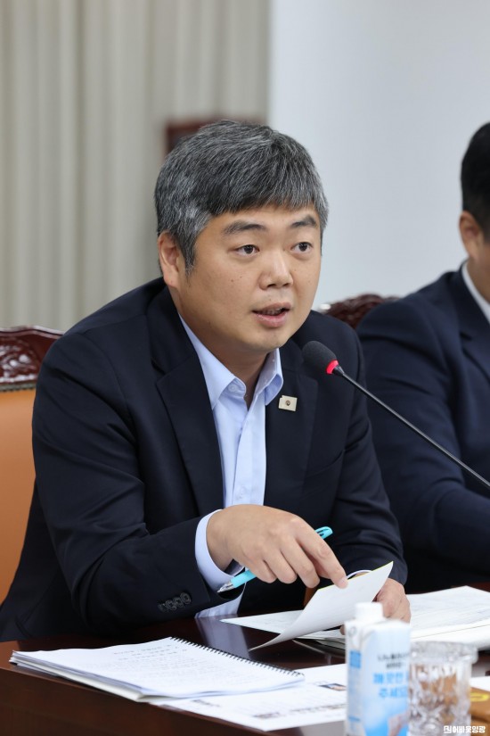 제392회 임시회 예결위 2.jpeg