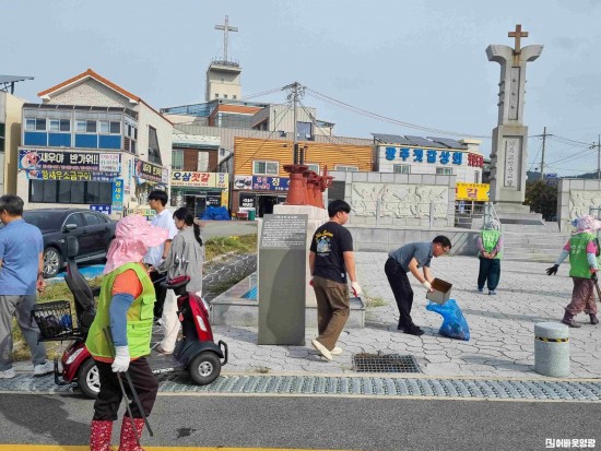 9.사진(9월 추석맞이 환경정화활동) (1).jpg