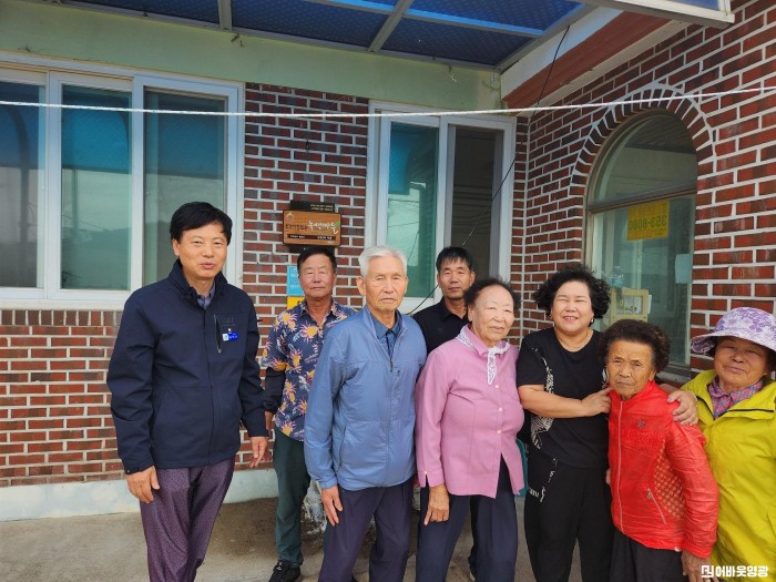 1.사진(소각산불없는 녹색마을 선정(2개 마을)1.jpg