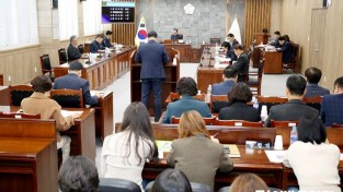 2025.11.11. 제32회 영광군의회 의원간담회-(2).JPG