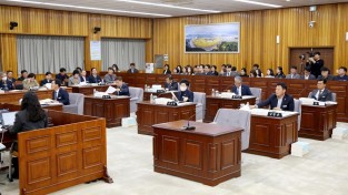 3. 2025.11.25. 제291회 영광군의회 제2차 정례회-(3).JPG