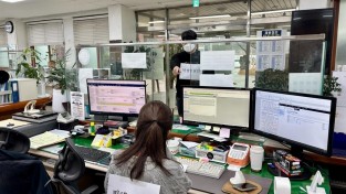 3.사진(불갑면, 민원실 비상상황 대응 모의훈련 실시).jpg