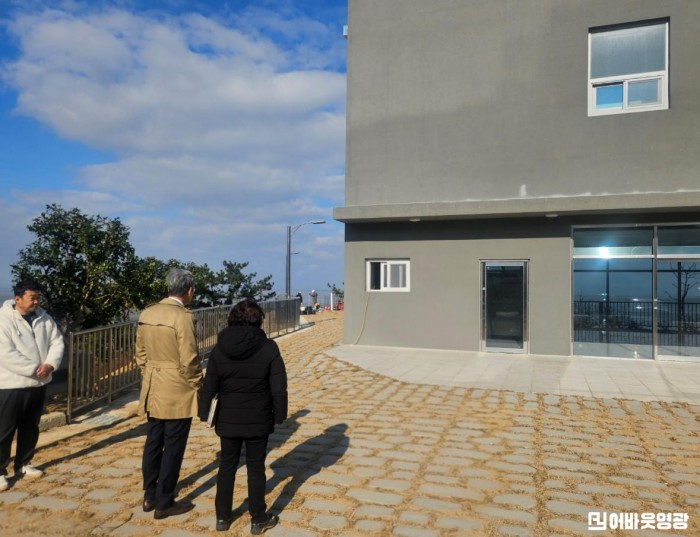 1.사진(영광군, 송광민 부군수 창우활력센터 신축공사 현장 점검)2.jpg