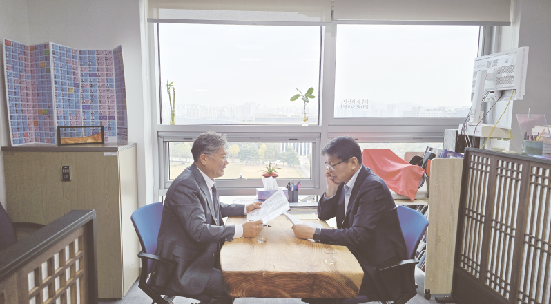 장세일표 ‘체감 행정’ 순항…선거 앞둔 ‘민심 통합’은 과제