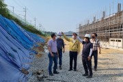 김장오 영광부군수, e-모빌리티 특화 지식산업센터 건설현장 방문