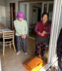 익명 기부자, 불갑면 경로당에 쌀 25포 기증